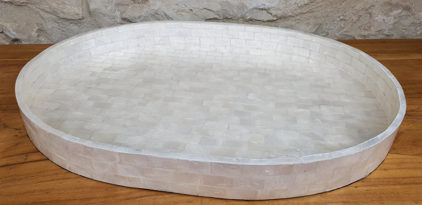 Plateau ovale en nacre L 40 cm