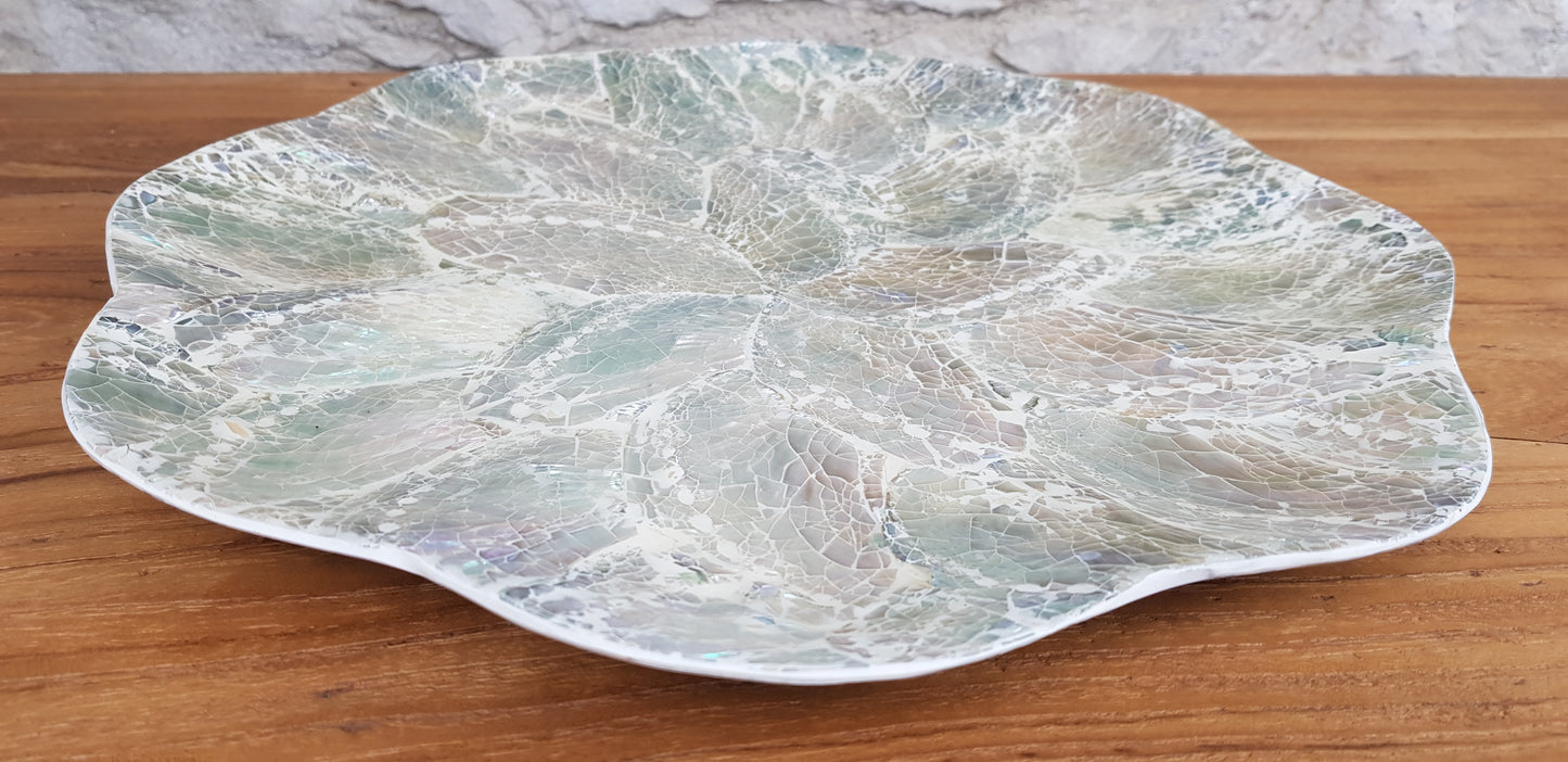 Plateau fleur en nacre D 32 cm