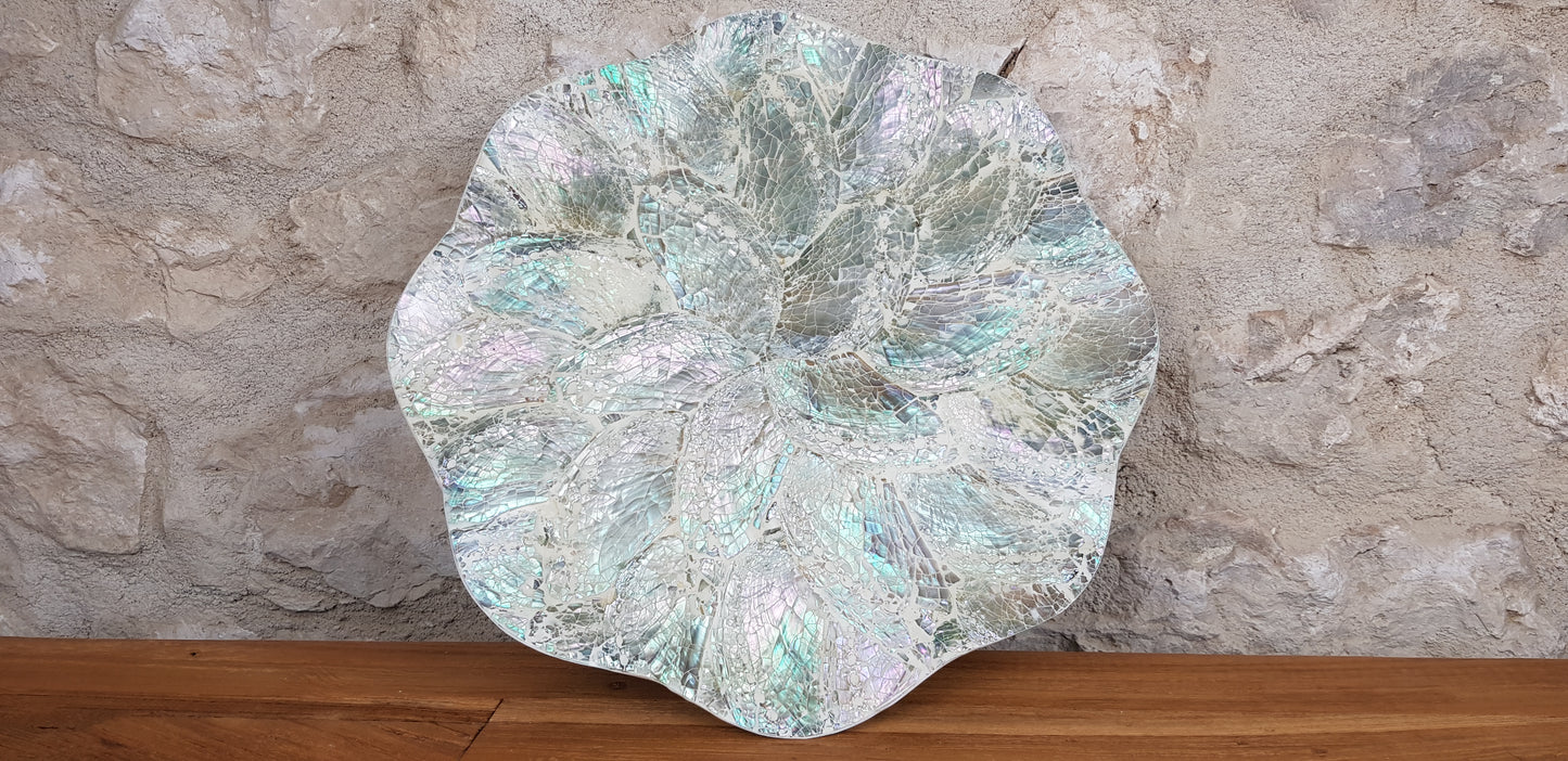 Plateau fleur en nacre D 32 cm