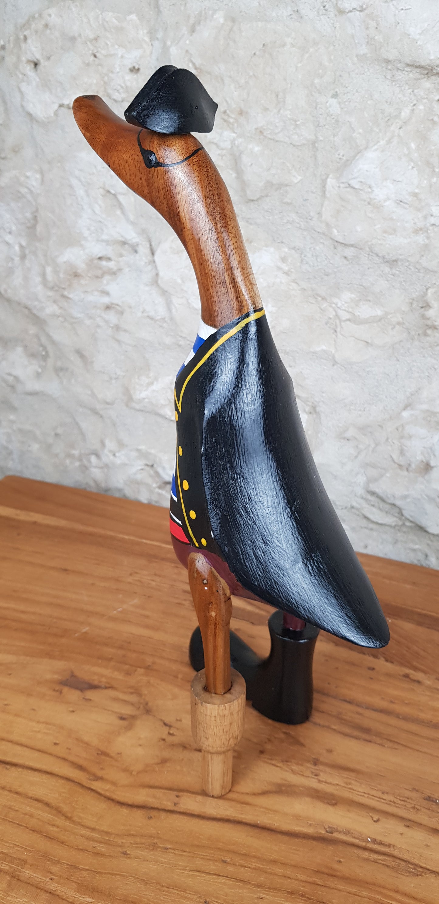 Canard pirate en bois de différentes tailles
