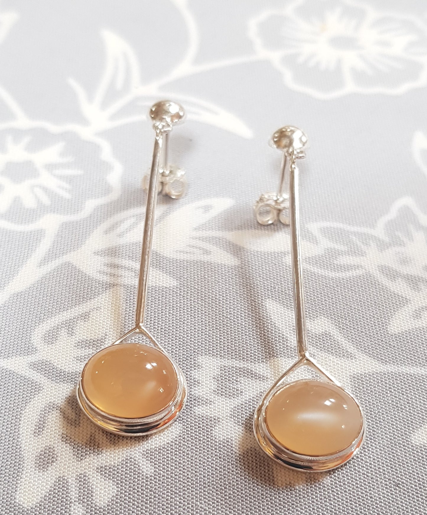 Boucles d'oreilles en argent pur avec pierre de Lune pêche orange