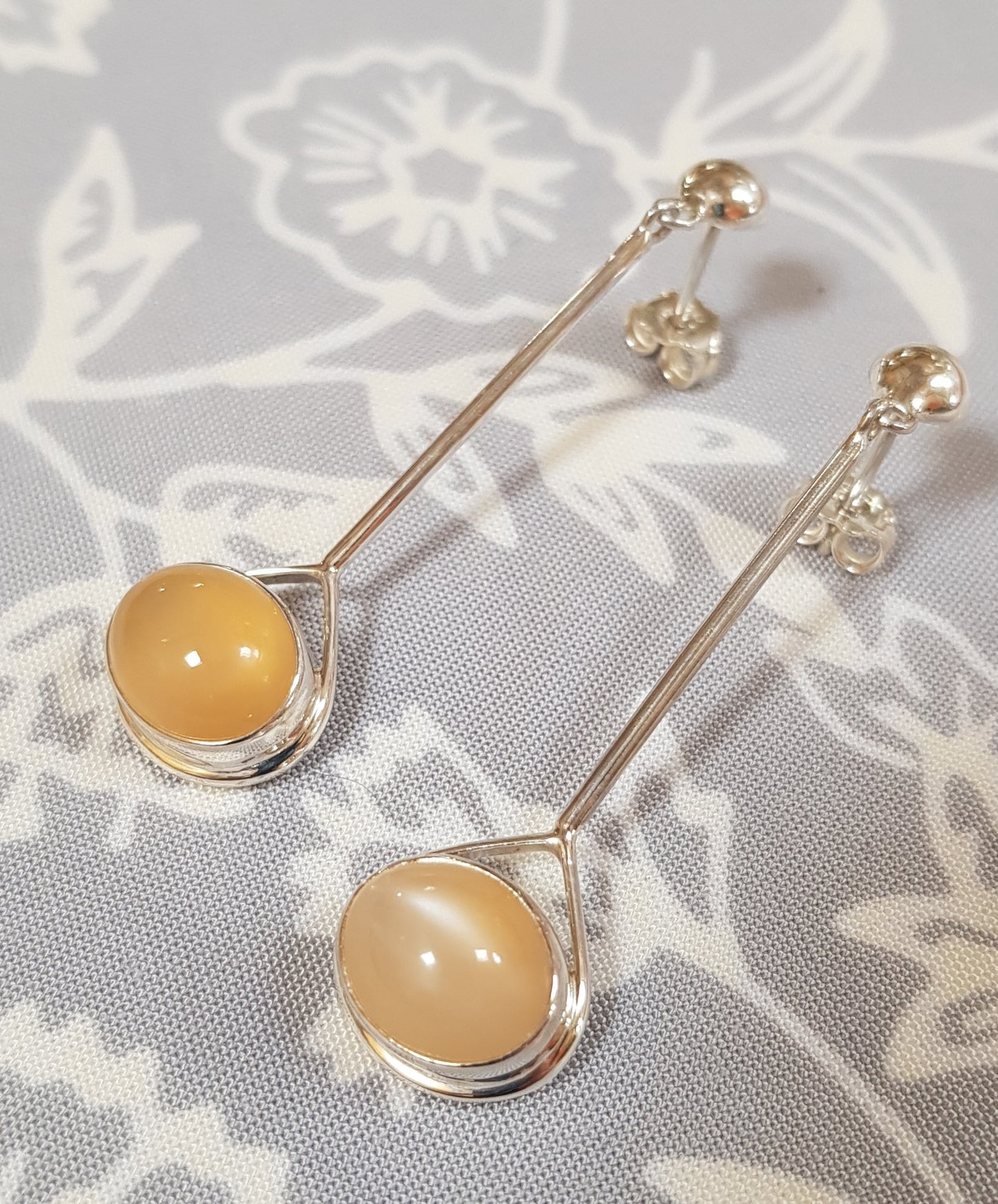 Boucles d'oreilles en argent pur avec pierre de Lune pêche orange