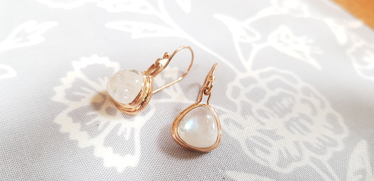 Boucles d'oreilles en plaqué or rose avec pierre de Lune