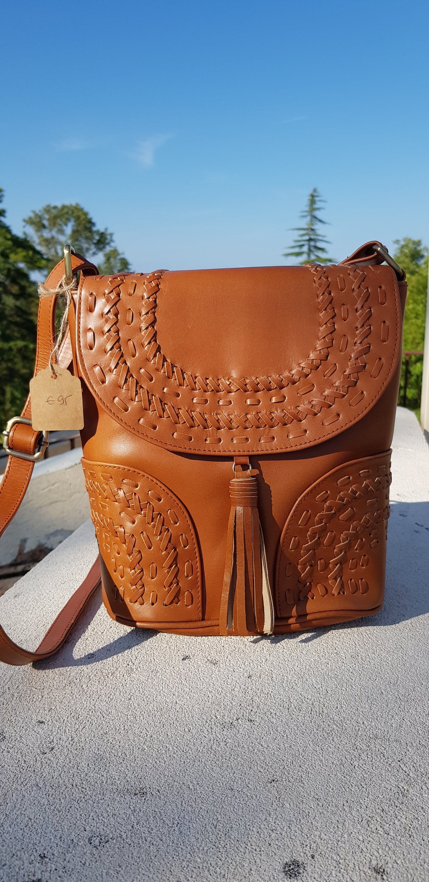 Sac bandoulière en cuir (existe en plusieurs couleurs)