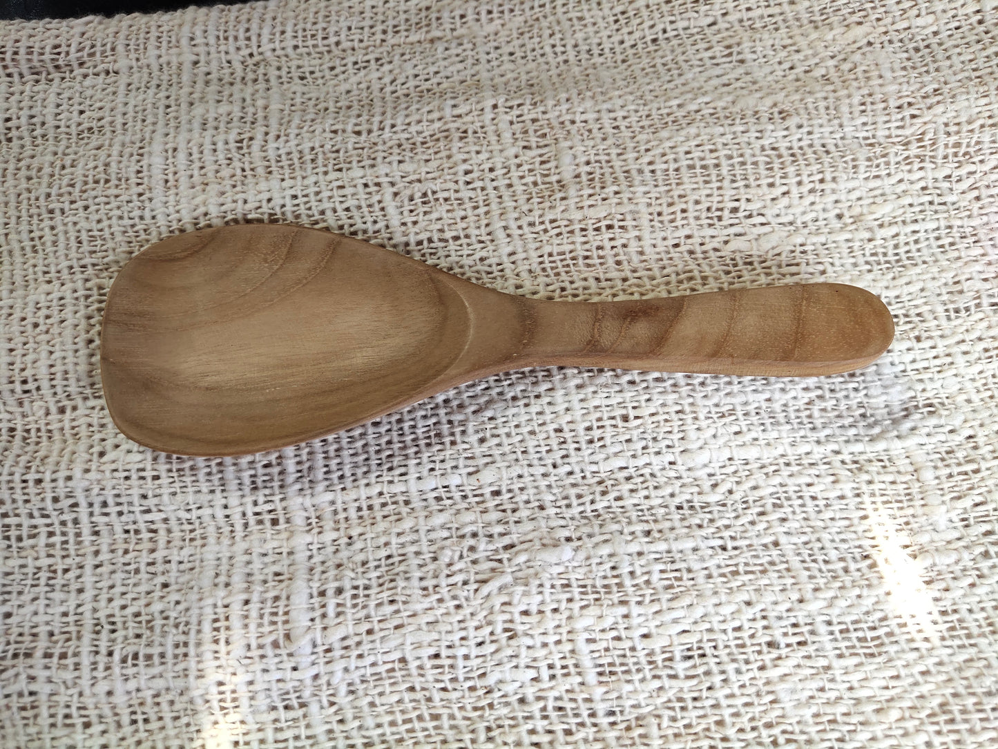 Cuillère à riz en bois de teck de 21 cm