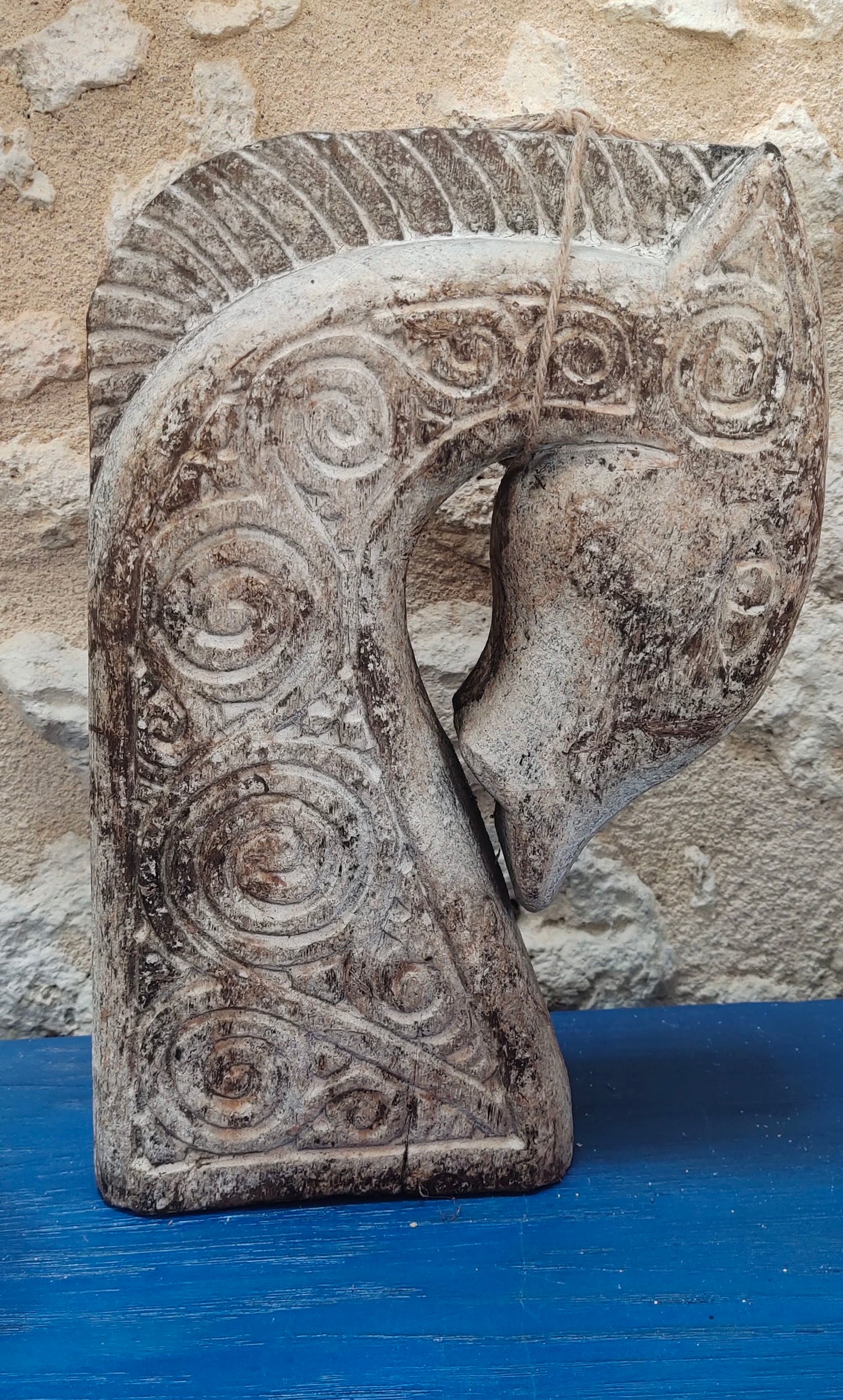 Sculpture primitive d'un buste de cheval H 33 cm