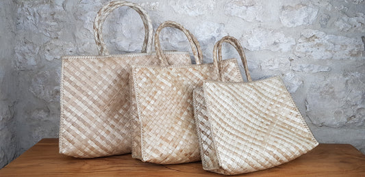 Sac en feuilles de Pandan tissé à la main