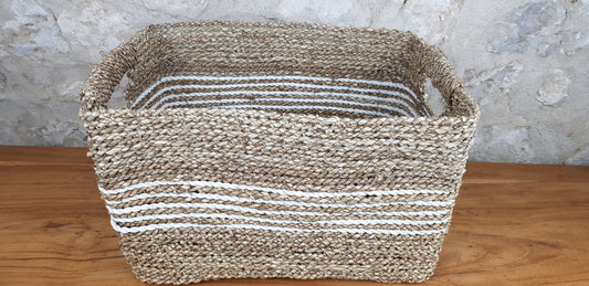 Panier en jonc de mer avec poignée de différentes tailles
