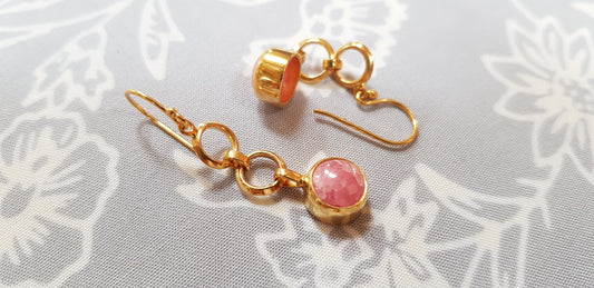 Boucles d'oreilles en plaqué or rose avec pierre Rhodonite