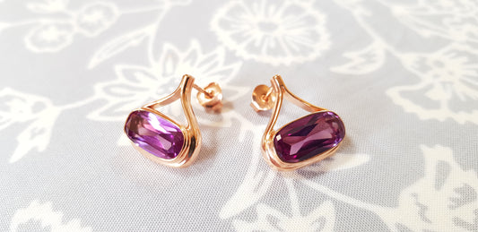 Boucles d'oreilles plaqué or rose avec pierre Alexandrite violette