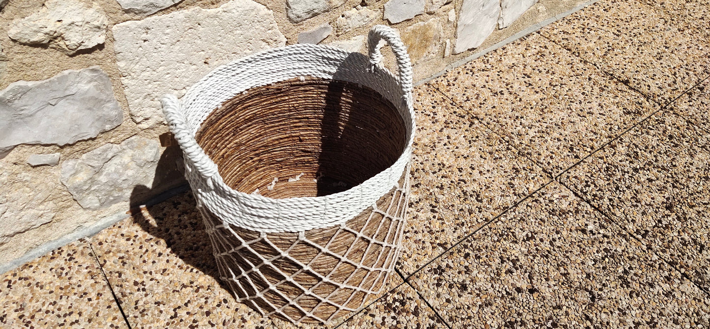 Panier en feuille de Banane et jonc de mer D 40 cm